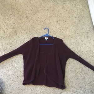 old navy maroon knitted sweater